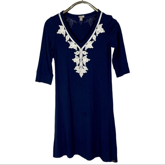 HATLEY ELSIE EMBROIDERED V NECK 3/4 SLEEVE NOTCH CUFF PULL ON DRESS - Picture 3 of 12